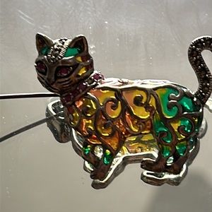 Silver crystal colorful cat brooch pin